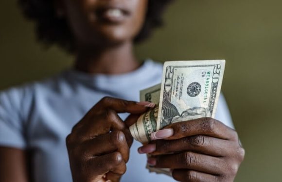 Beyond the Budget: Rebuilding Your Relationship with Money and Overcoming Money Dysmorphia